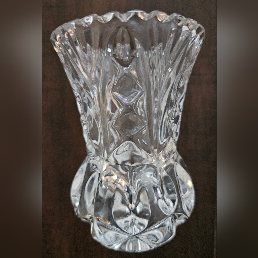Princess House lead crystal mini bud vase 3 /4 h x 2 3/4 w vintage